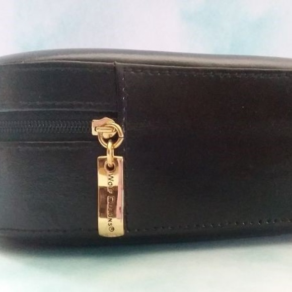 Wolf Designs Black Leather Jewelry Travel case - Picture 3 of 6